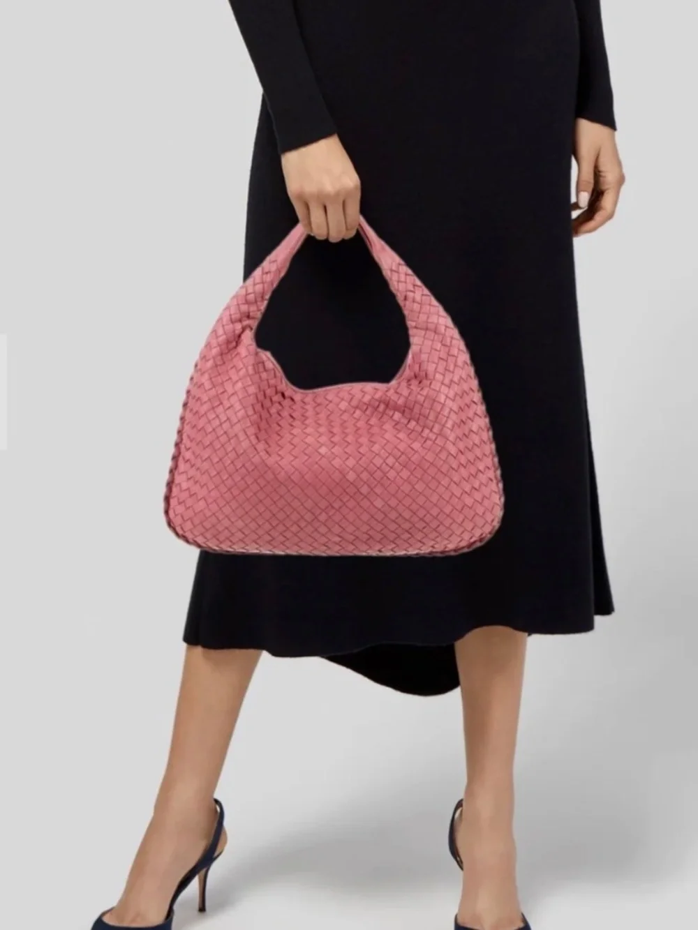 Bottega Veneta Intrecciato Veneta Hobo Handbag - Picture 2 of 5